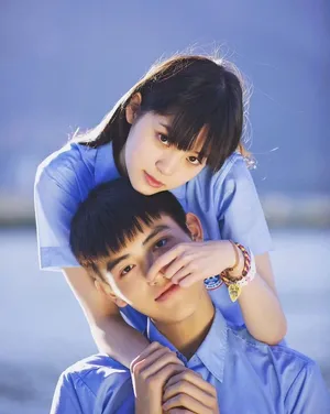 欧阳娜娜陈飞宇《秘果》清纯气息写真_8