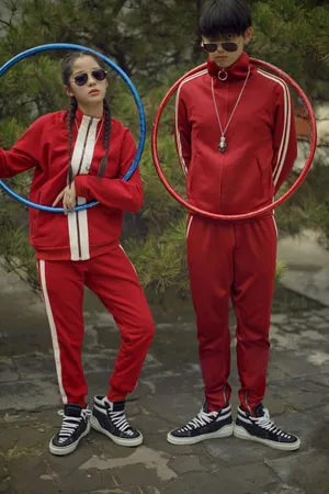 欧阳娜娜陈飞宇芭莎时尚杂志大片写真_4
