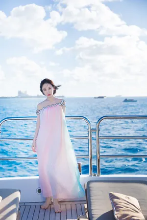 舒畅海边清凉性感写真图片_5