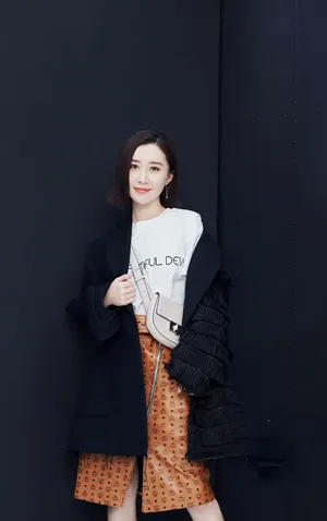 舒畅清新简约时尚写真图片_3