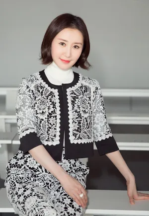 舒畅2018时装秀高清图片_2