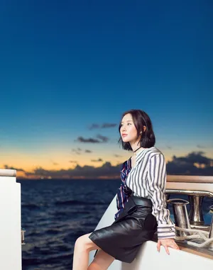舒畅海边徜徉知性优雅写真图片_5
