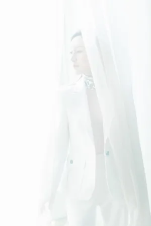 舒畅白色系唯美朦胧写真高清图片_5