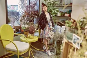 人气女神舒畅甜美性感写真图片_1