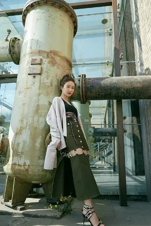 人气女神舒畅甜美性感写真图片_2