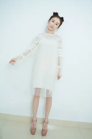 舒畅温婉甜美气质写真图片