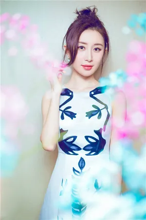 舒畅写真图片：化作清新治愈女神