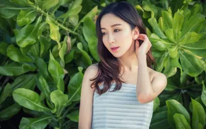 娄艺潇图片：娄艺潇性感海边旅拍图片_4