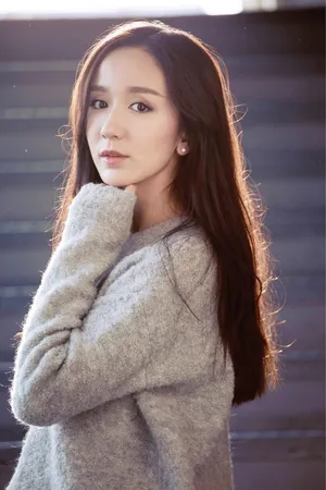 娄艺潇秋日毛衣时尚高清写真图片_3