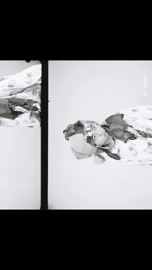 张子枫黑白俏皮风格写真图片_6