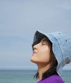 张子枫海边小清新写真图片_3
