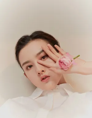 宋祖儿冷艳性感写真图片_2