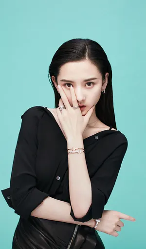 宋祖儿冷艳气质珠宝写真大片_3