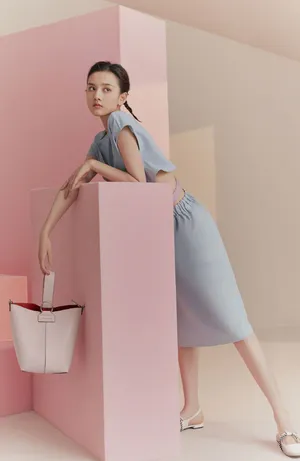 宋祖儿时尚芭莎杂志封面大片_7