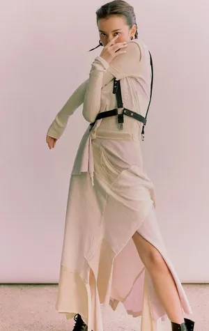 宋祖儿鬼马俏皮时尚写真图片_3