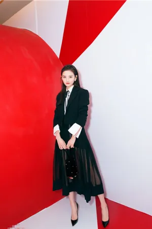宋祖儿西装长裙帅气甜美活动写真图片_3