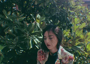 宋祖儿复古风美艳写真图片_5