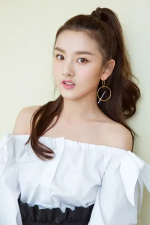 宋祖儿活动图片：化身可爱小仙女