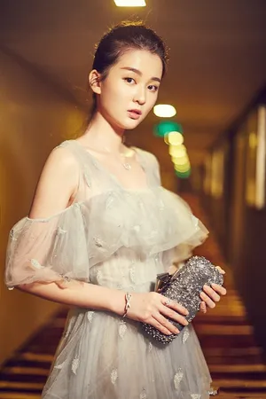 欢乐颂乔欣薄纱长裙仙气十足唯美图片_6