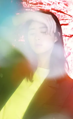 蒋欣唯美迷人冬日光影写真高清图片_3