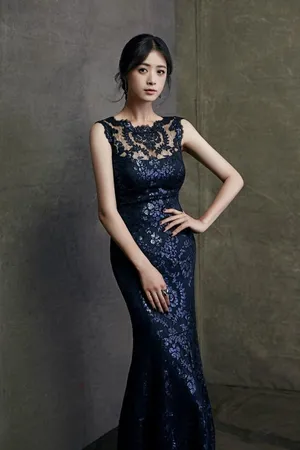 暴瘦后的蒋欣美出天际写真图片_4