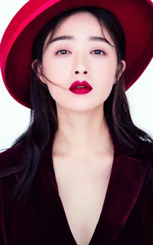 蒋欣魅力彩妆写真图片_2