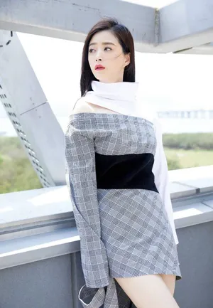 蒋欣时尚妆容优雅写真图片_4
