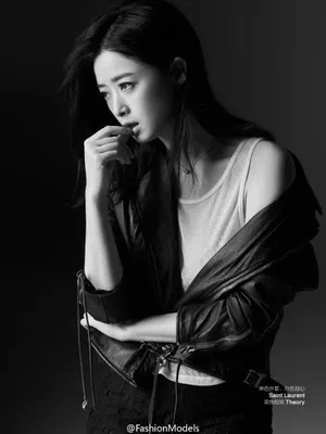 蒋欣露背模特性感写真图片_2
