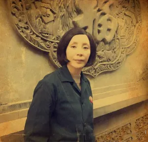 岳秀清《全家福》图片