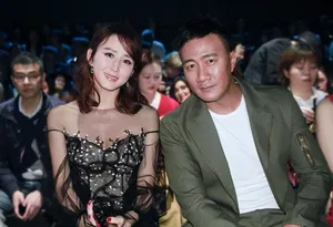 胡静性感活动照图片_5