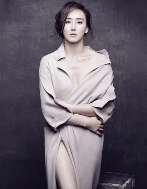 胡静人民的名义里女总裁性感写真图片