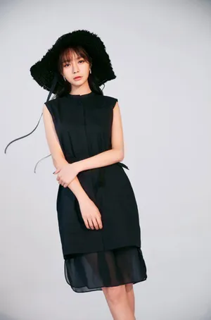 沈梦辰成熟妩媚时尚杂志封面大片_6