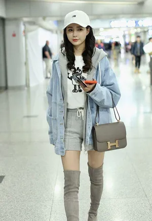 沈梦辰长靴美腿机场性感街拍图片_4