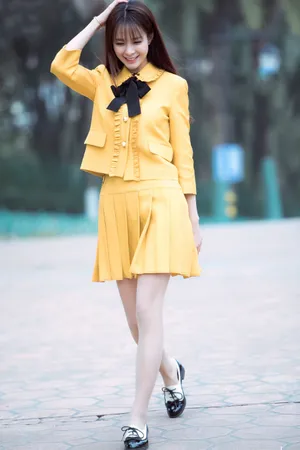 沈梦辰性感时尚的生活照图片