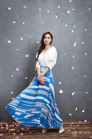 沈梦辰新春大片图片,抛弃齐刘海变女神_7