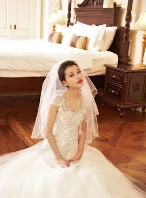 孙怡性感迷人婚纱写真图片_4