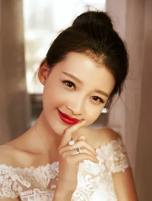 孙怡性感迷人婚纱写真图片_5
