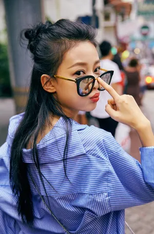 孙怡休闲时尚个性街拍图片_6