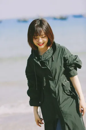 谭松韵清纯养眼唯美海边写真图片_7