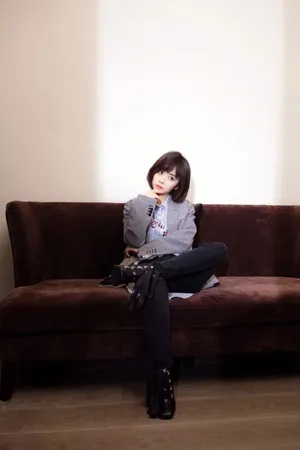 谭松韵青春少女风杂志封面写真图片_7