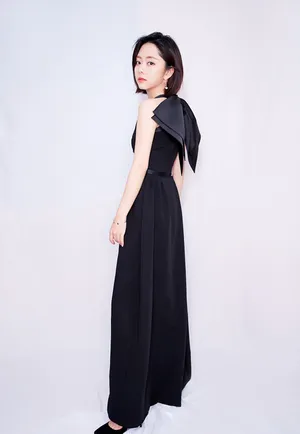 谭松韵最新性感灵动迷人写真高清图片