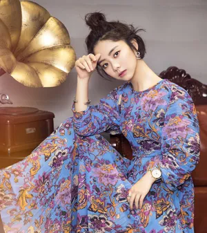 谭松韵最新时尚写真大片高清图片_3