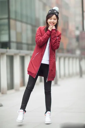 人气美女谭松韵时尚街拍写真图片_3