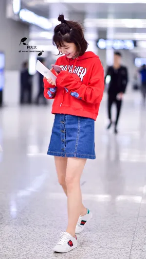 谭松韵可爱少女风性感写真图片_2