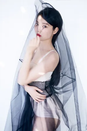 美女演员徐冬冬性感迷人时尚写真图片_2