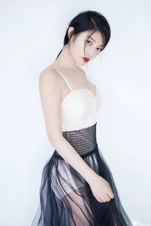 美女演员徐冬冬性感迷人时尚写真图片_3