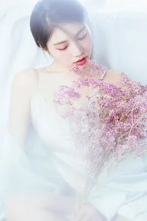 徐冬冬最新妩媚写真图片