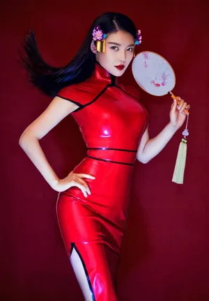 徐冬冬写真徐冬冬红色旗袍性感图片_2