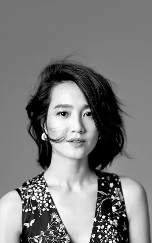 知性美女朱丹黑白时尚性感写真图片_6