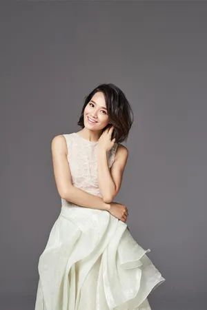 美女主持朱丹唯美写真图片